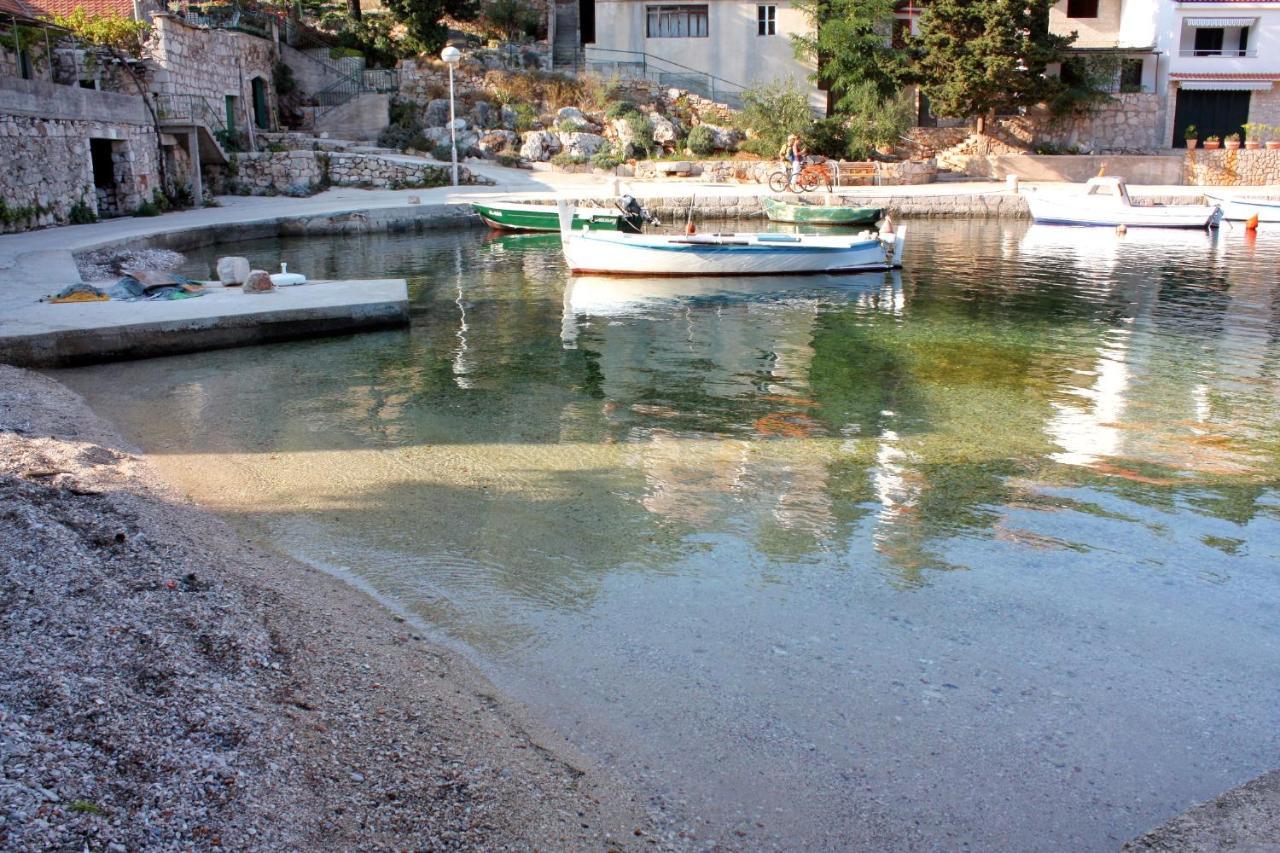 Apartments By The Sea Basina, Hvar - 116 Vrboska Buitenkant foto