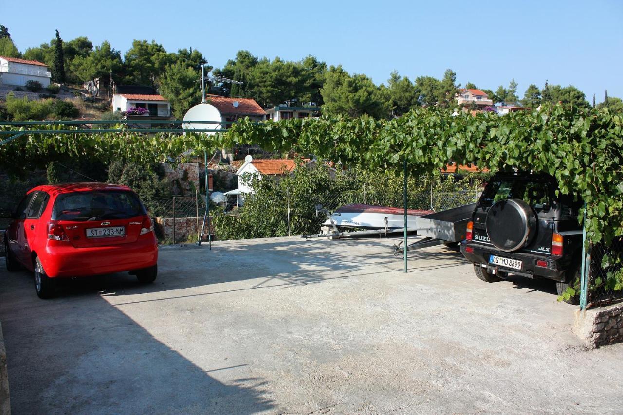 Apartments By The Sea Basina, Hvar - 116 Vrboska Buitenkant foto